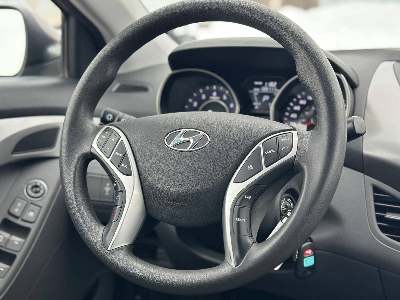 /akmautomotiveltd/2011-Hyundai-Elantra-6475928510474744.jpg