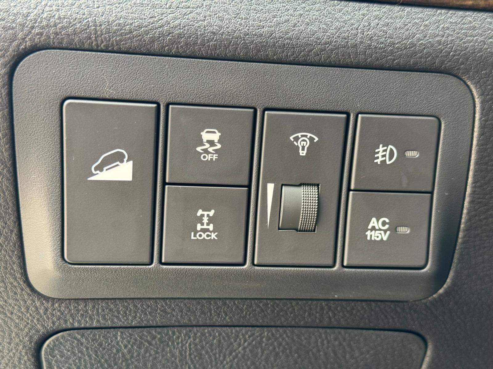 /akmautomotiveltd/2012-Hyundai-SantaFe-7343238266698398.jpg