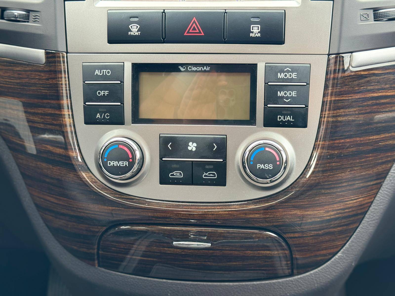 /akmautomotiveltd/2012-Hyundai-SantaFe-7767150347132321.jpg