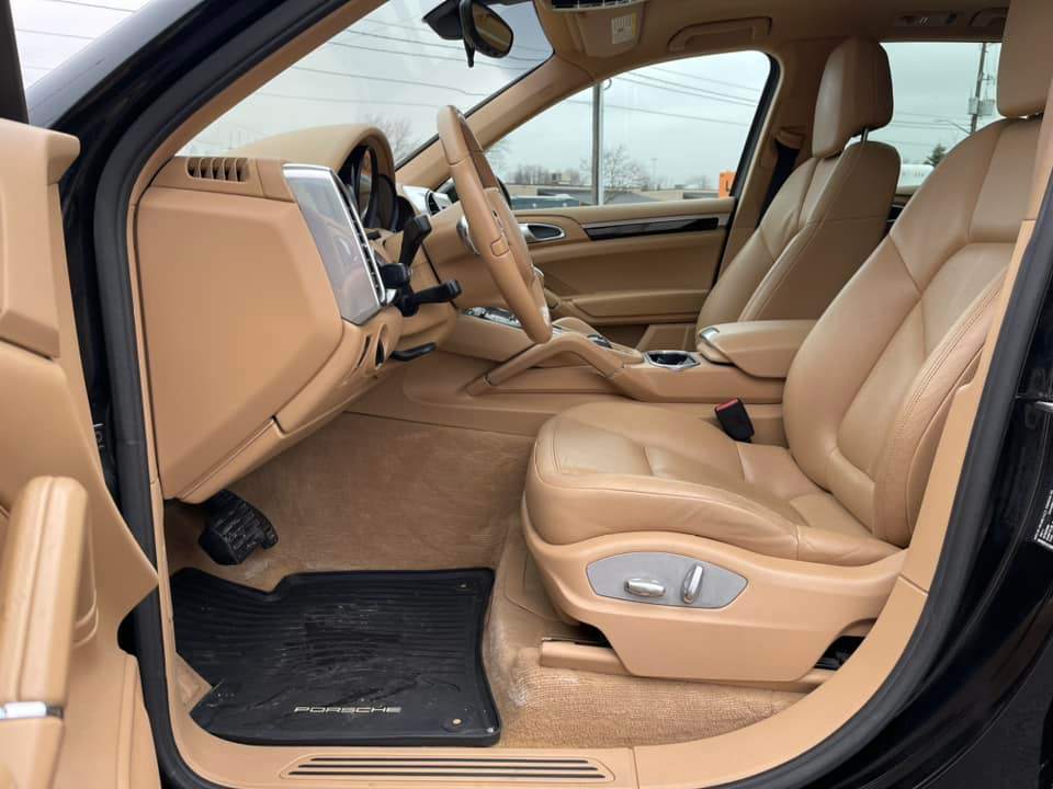 /akmautomotiveltd/2012-Porsche-Cayenne-48202477336162963.jpg