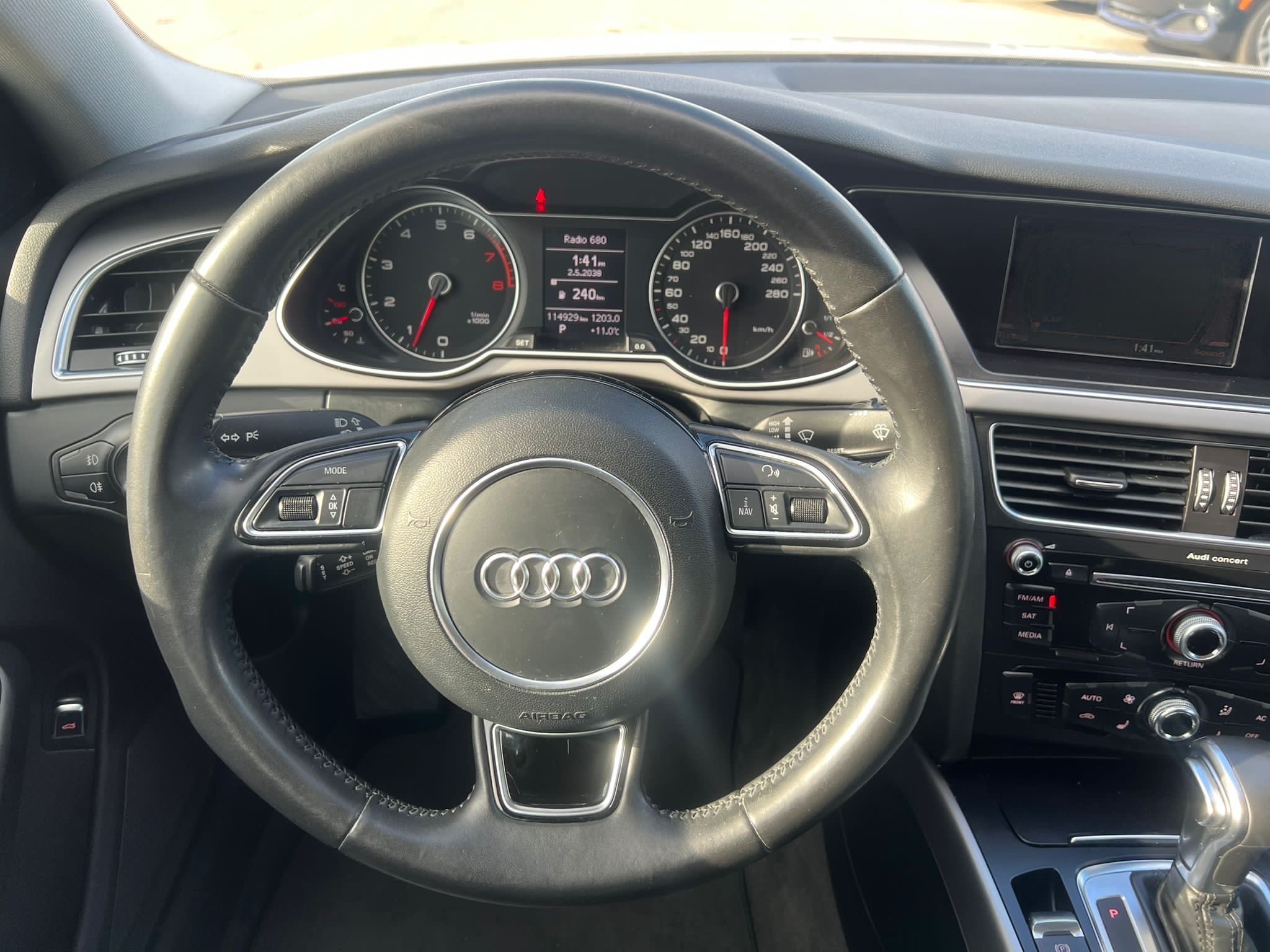 /akmautomotiveltd/2013-Audi-A4-28882621499911476.jpg