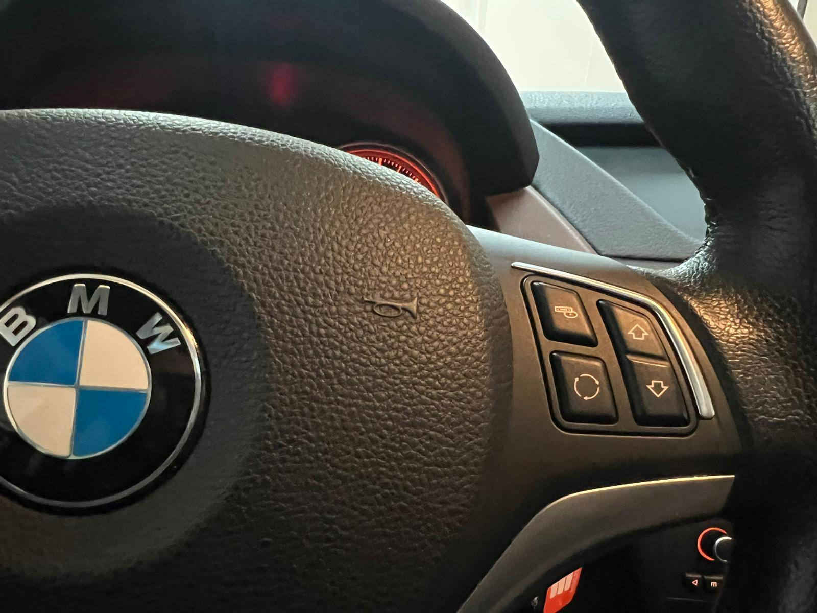 /akmautomotiveltd/2013-BMW-X1-4326390169473826.jpg