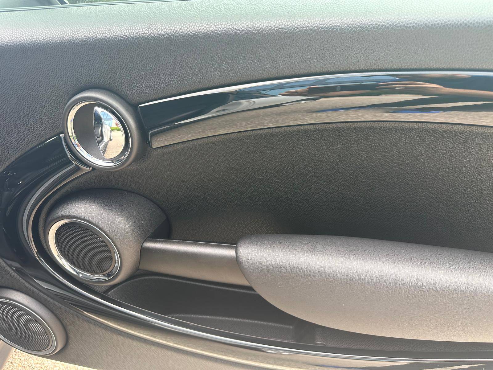 /akmautomotiveltd/2013-MINI-Cooper-14110968087003295.jpg