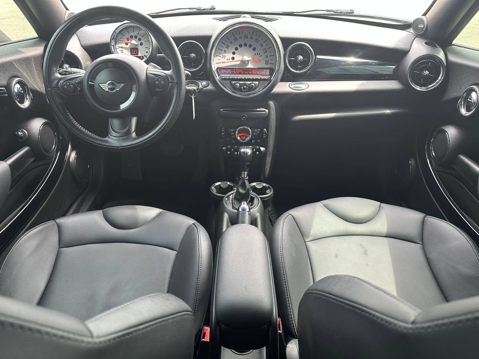 /akmautomotiveltd/2013-MINI-Cooper-5283574213245297.jpg