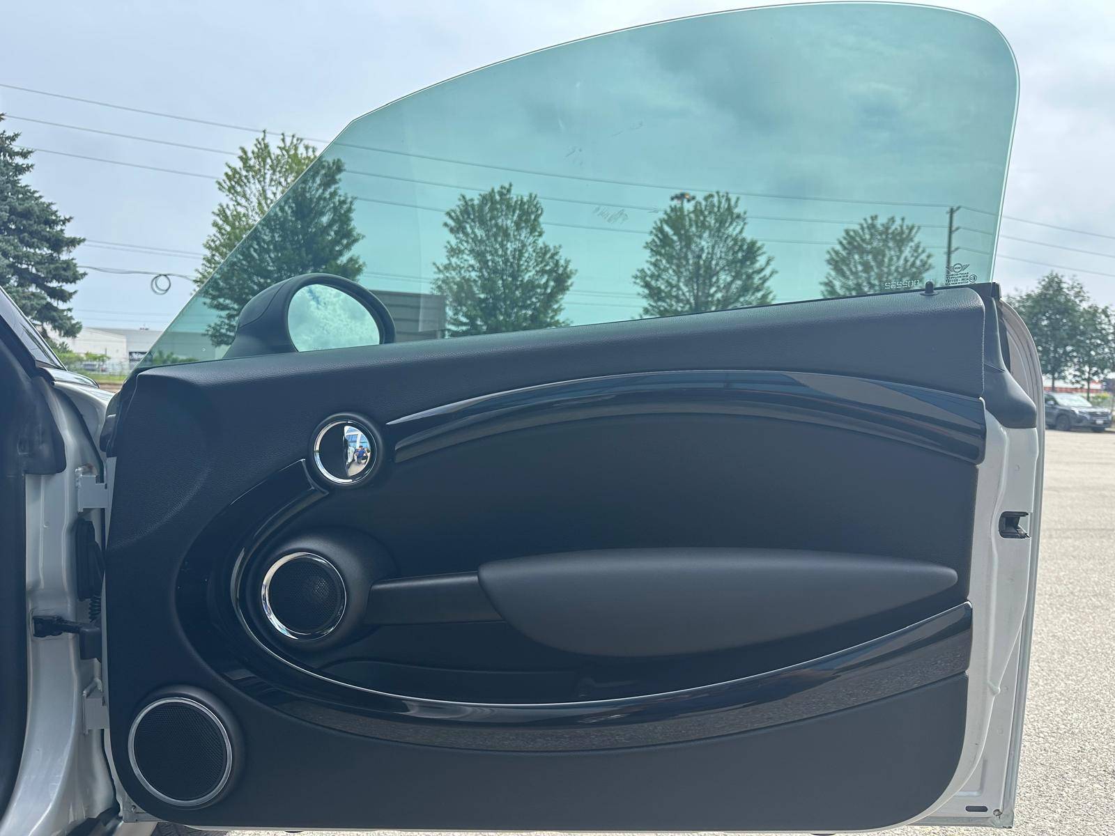/akmautomotiveltd/2013-MINI-Cooper-631875777713294.jpg