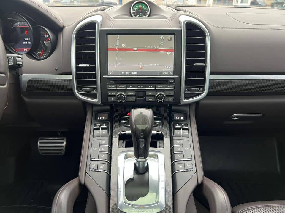 /akmautomotiveltd/2013-Porsche-Cayenne-14334988797064807.jpg
