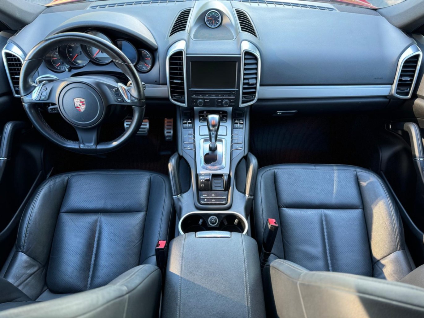 /akmautomotiveltd/2013-Porsche-Cayenne-7471678588420927.jpg