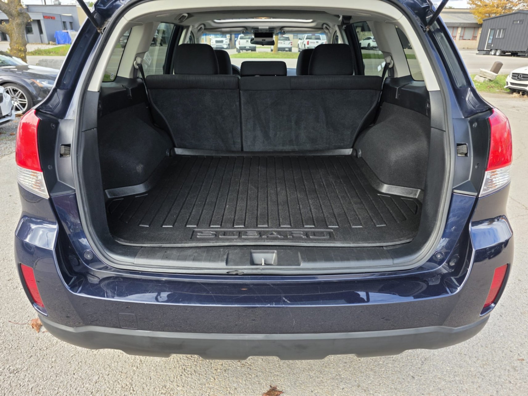 /akmautomotiveltd/2013-Subaru-Outback-3253410119425606.jpg