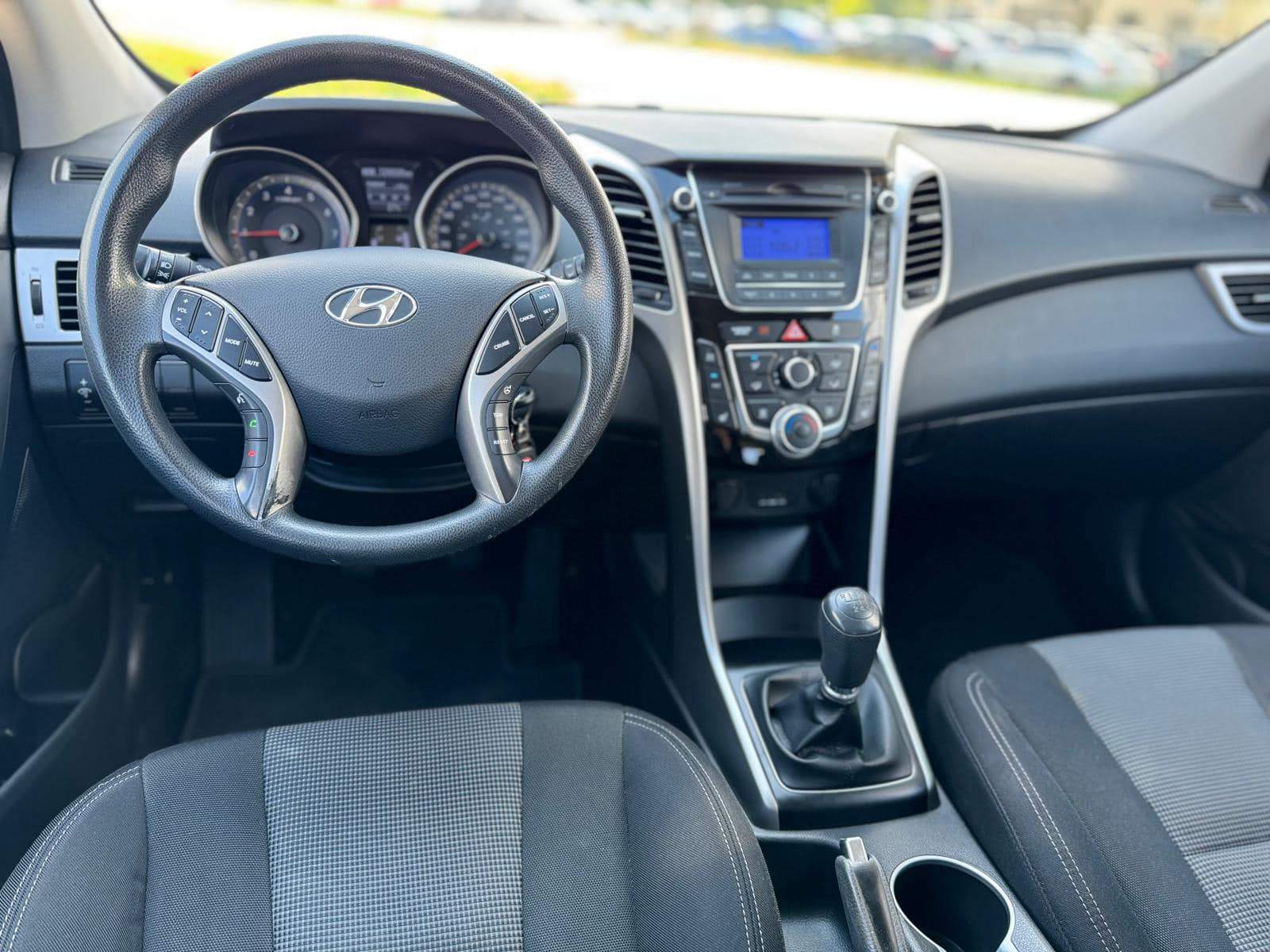 /akmautomotiveltd/2014-Hyundai-ElantraGT-23946702777850248.jpg
