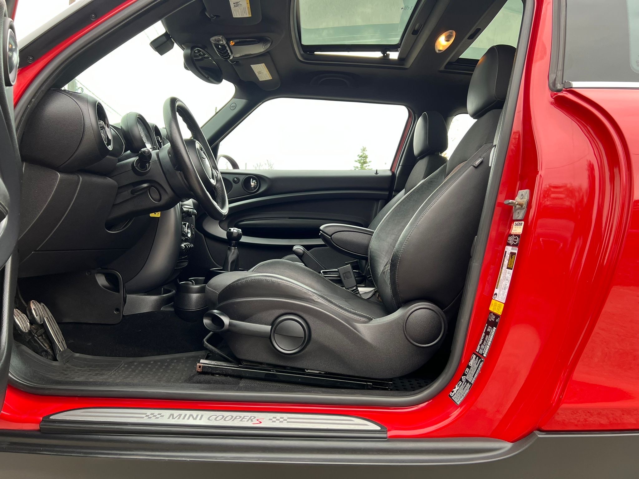 /akmautomotiveltd/2014-MINI-CooperPaceman-6968897568669254.jpg