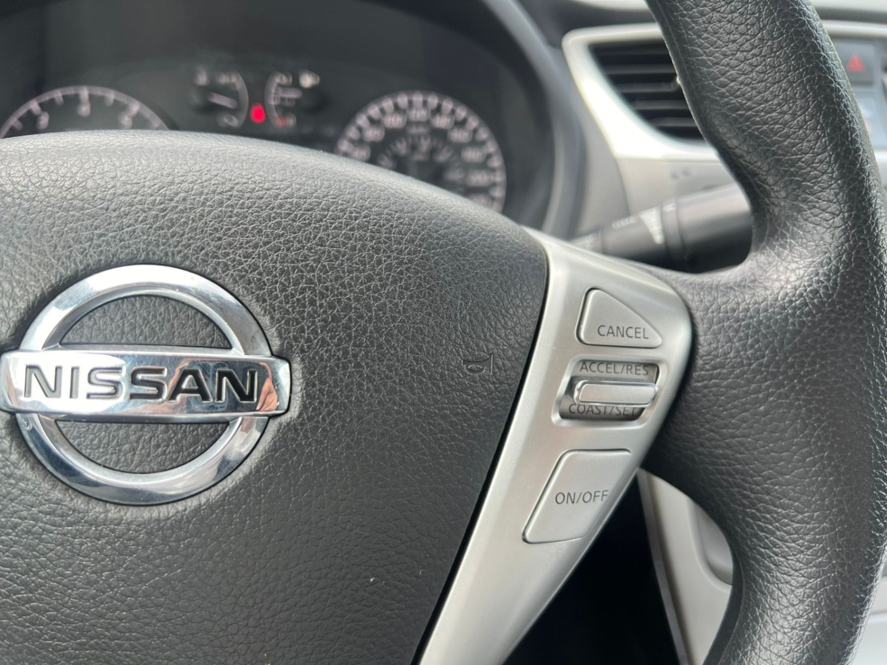 /akmautomotiveltd/2014-Nissan-Sentra-806688640895276.jpg