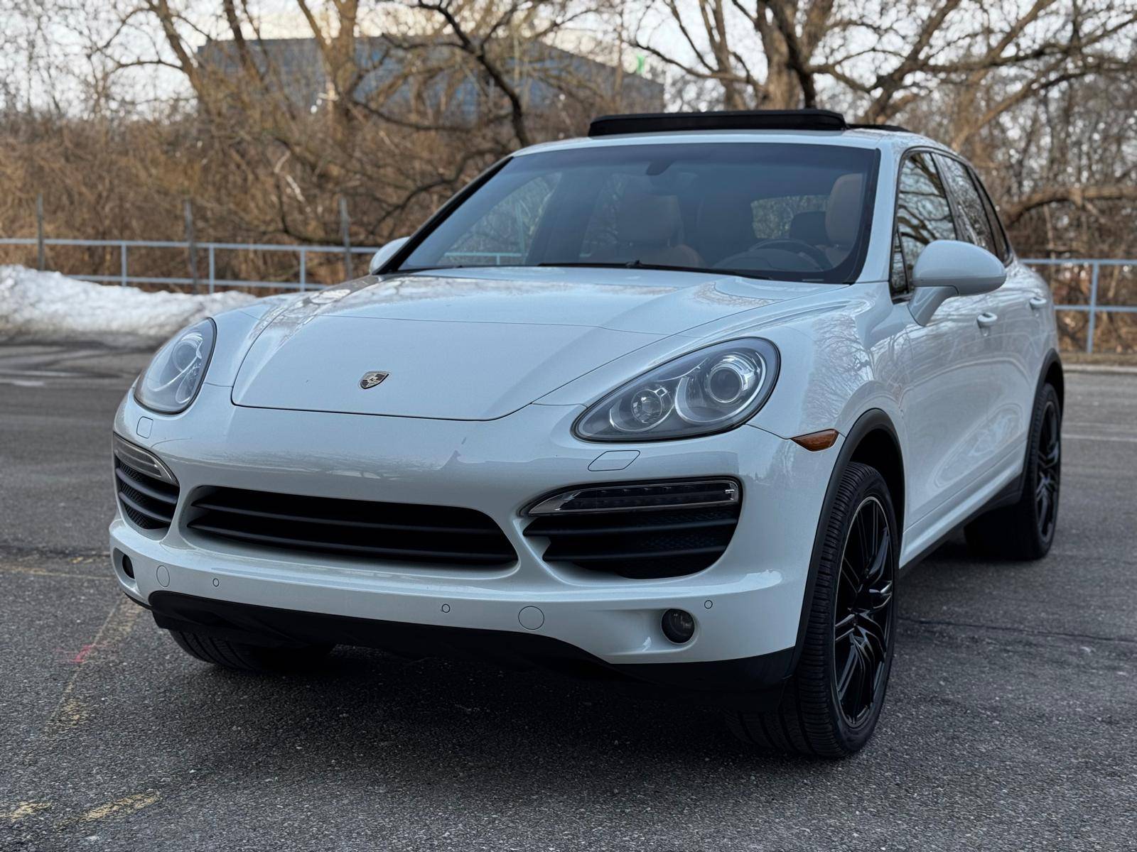 /akmautomotiveltd/2014-Porsche-Cayenne-07886603255778635.jpg