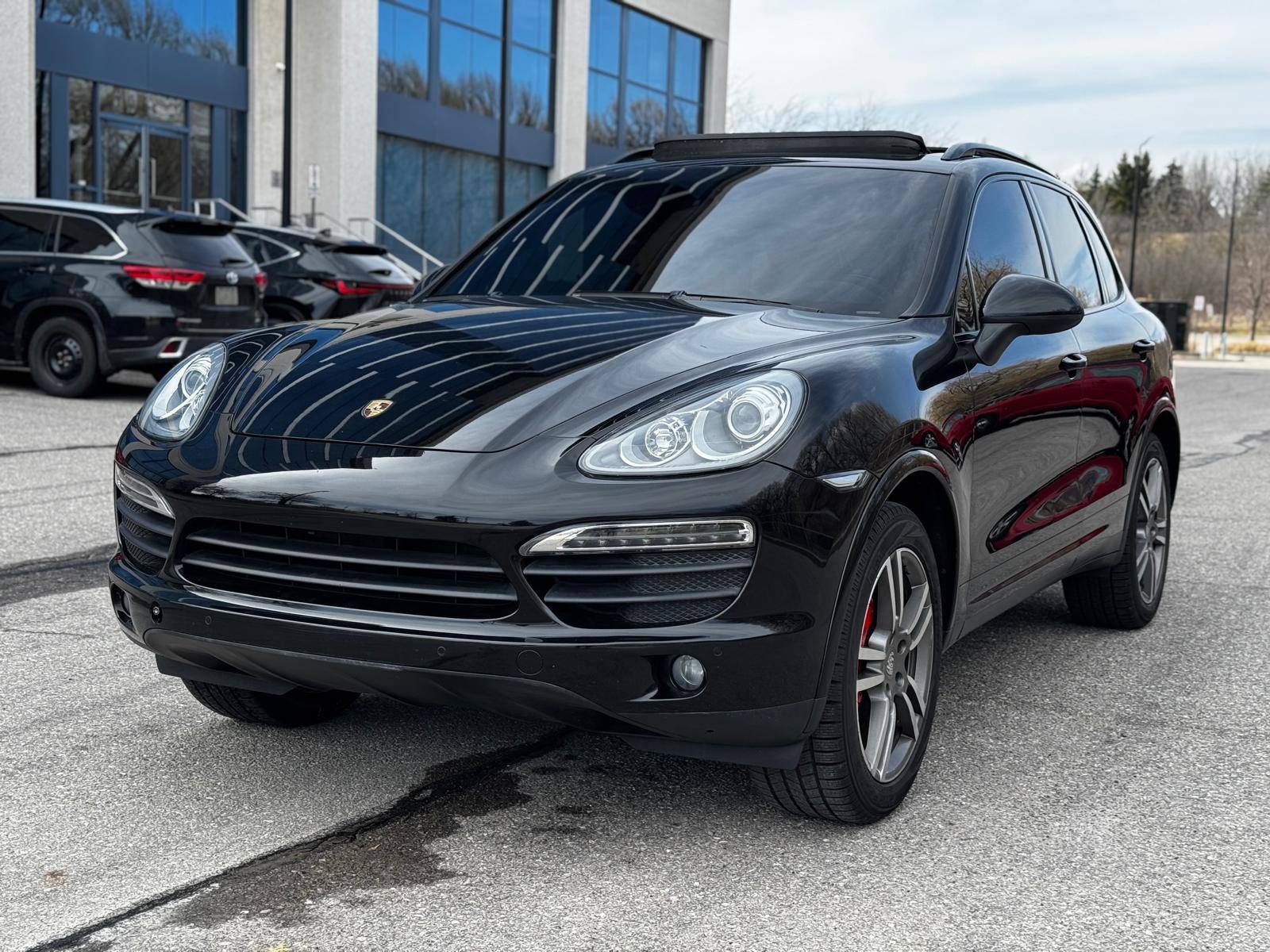 /akmautomotiveltd/2014-Porsche-Cayenne-5365881167352351.jpg