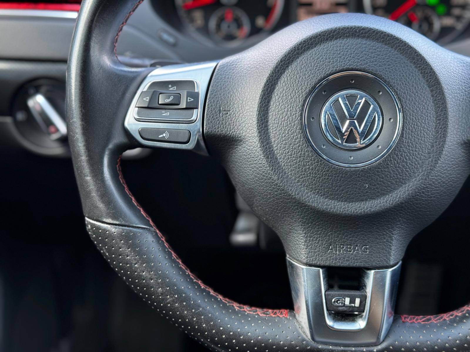 /akmautomotiveltd/2014-Volkswagen-Jetta-5797020721703741.jpg