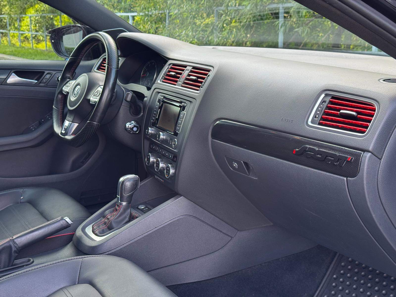 /akmautomotiveltd/2014-Volkswagen-Jetta-6200206183537191.jpg