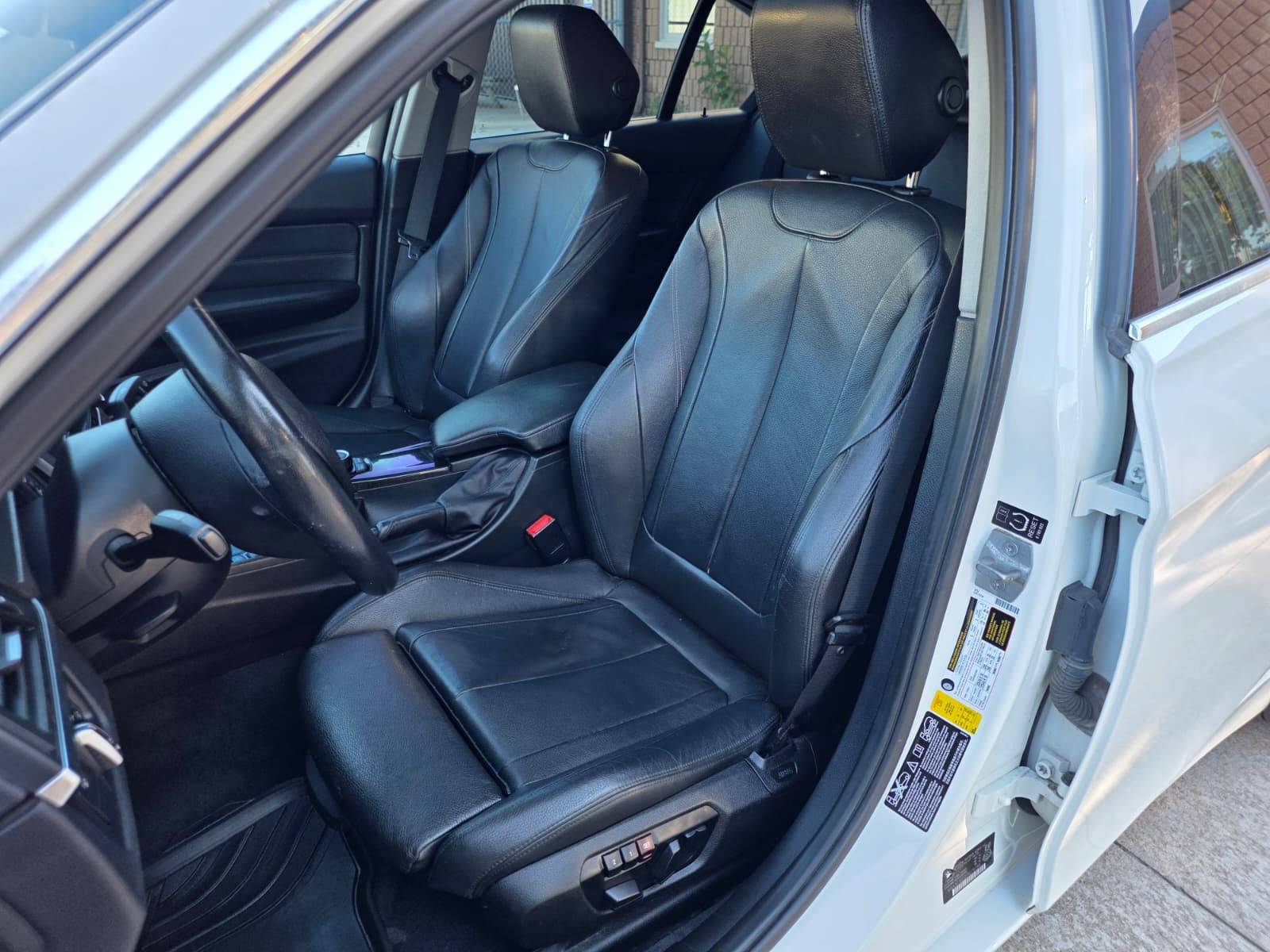 /akmautomotiveltd/2015-BMW-320i-48203328570868353.jpg