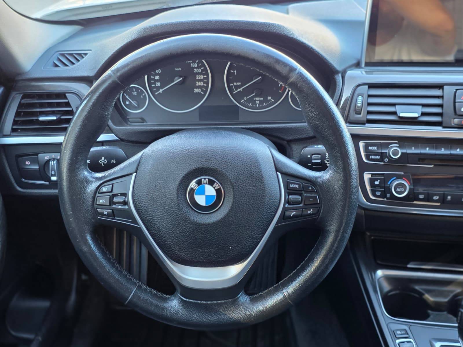 /akmautomotiveltd/2015-BMW-320i-7343324202349624.jpg