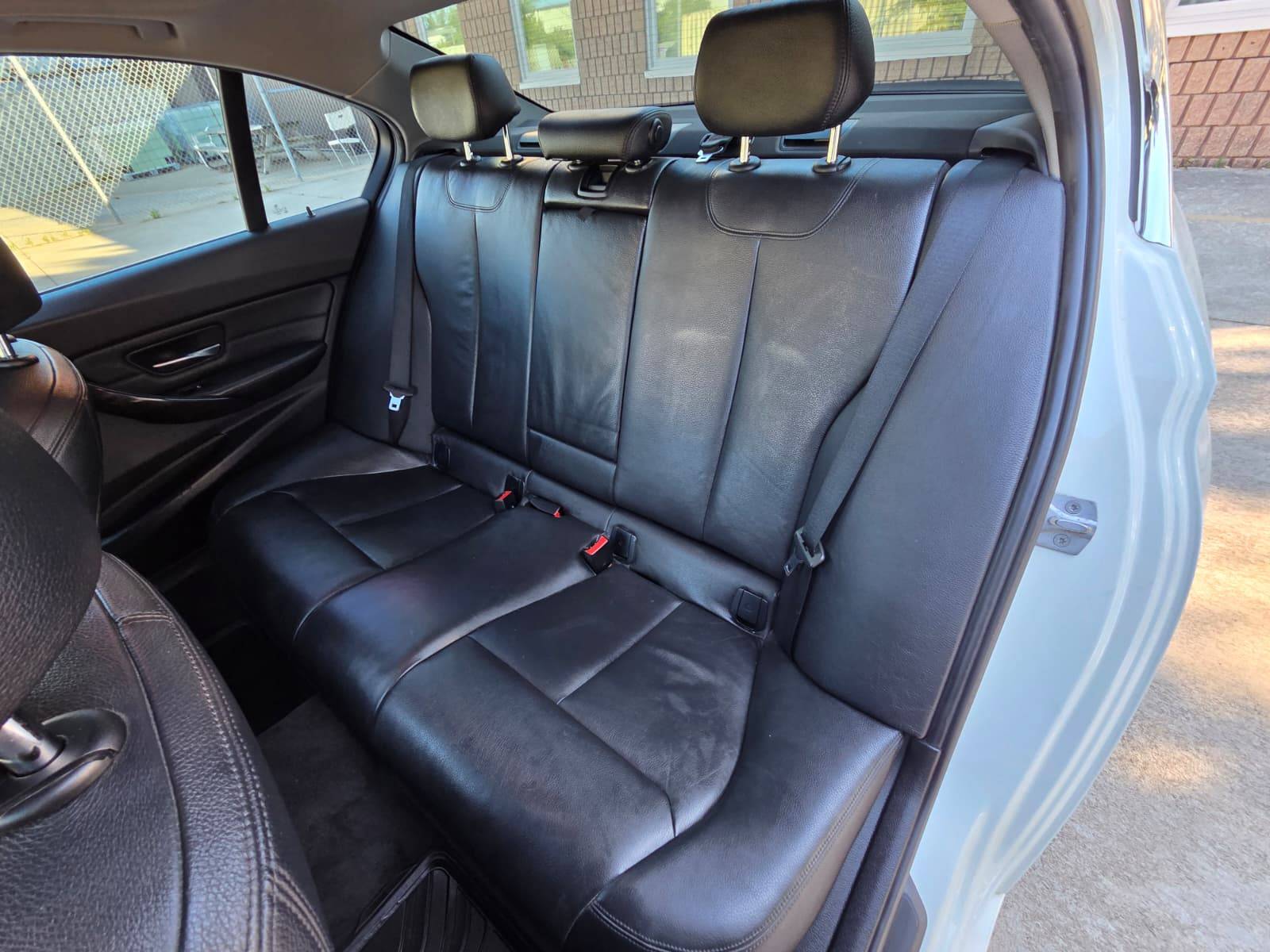 /akmautomotiveltd/2015-BMW-320i-9965028311211237.jpg