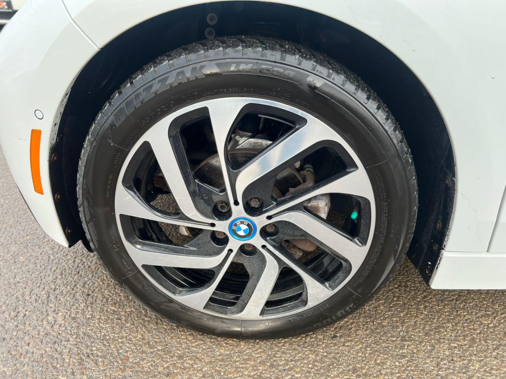 /akmautomotiveltd/2015-BMW-I3-2542906684397186.jpg