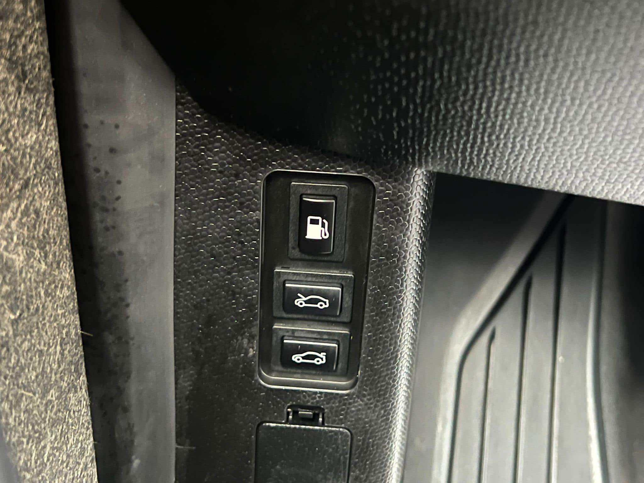 /akmautomotiveltd/2015-BMW-I3-3289047498902804.jpg