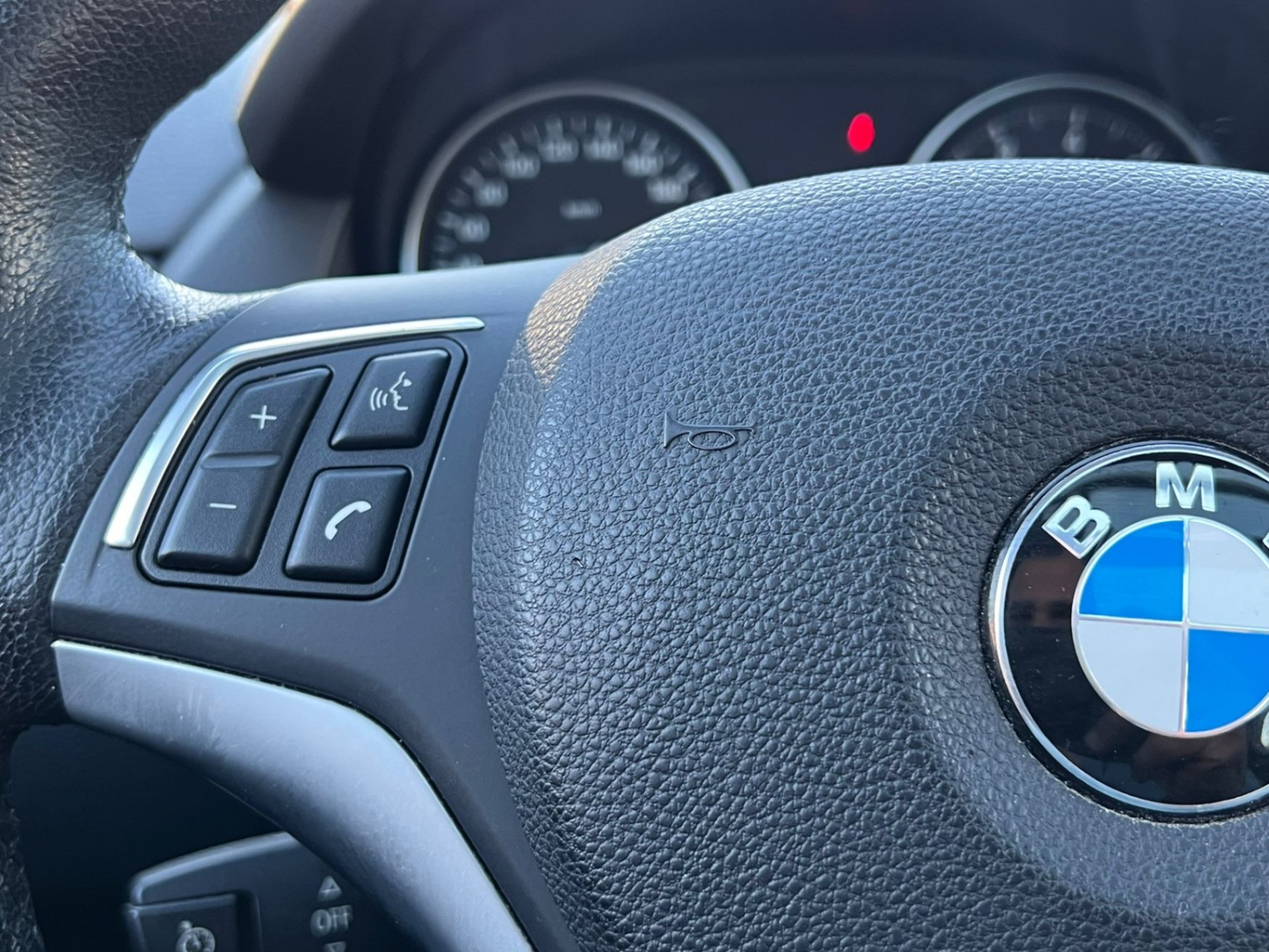 /akmautomotiveltd/2015-BMW-X1-29238953084074604.jpg