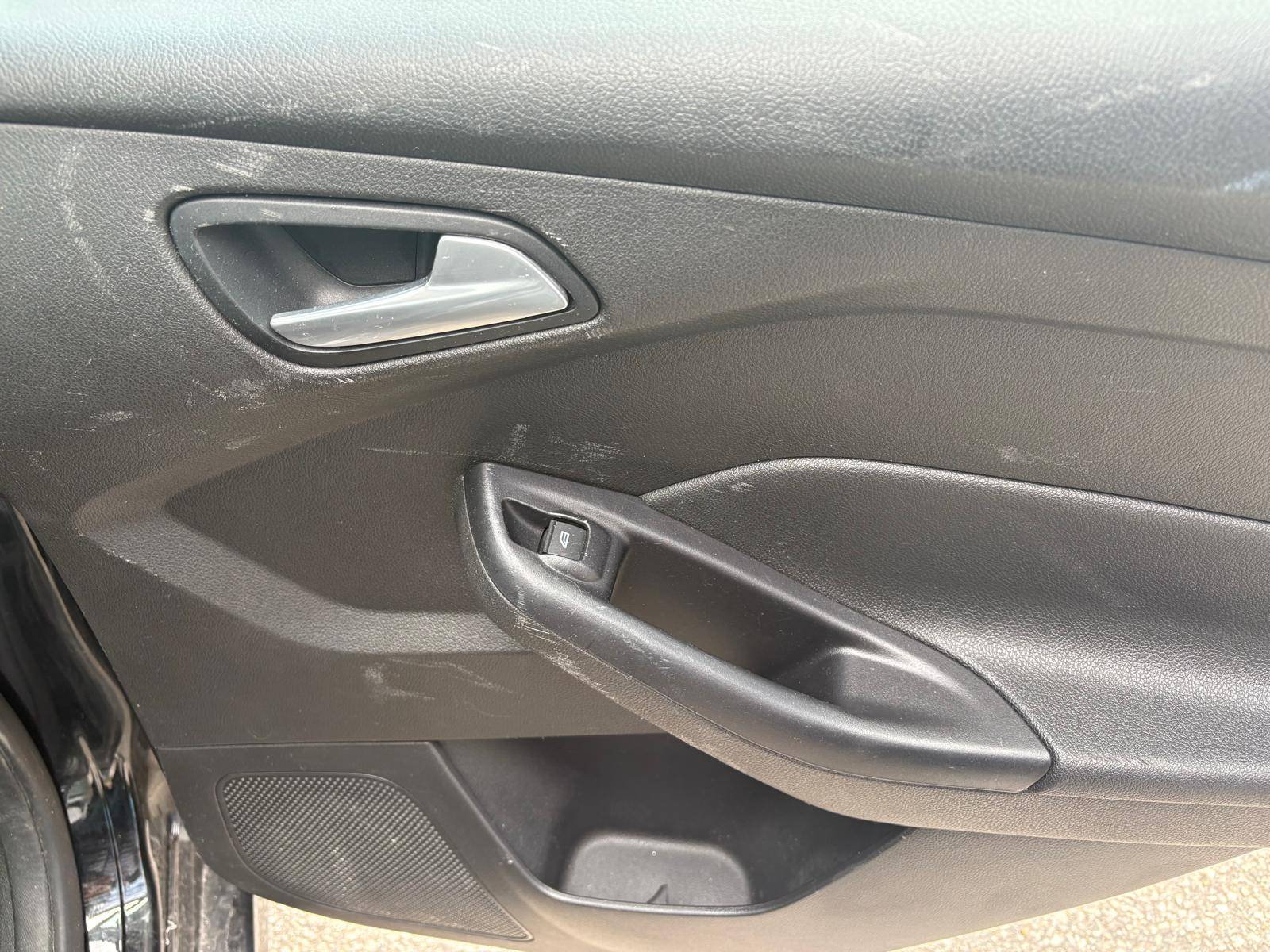 /akmautomotiveltd/2015-Ford-Focus-5315339379289983.jpg