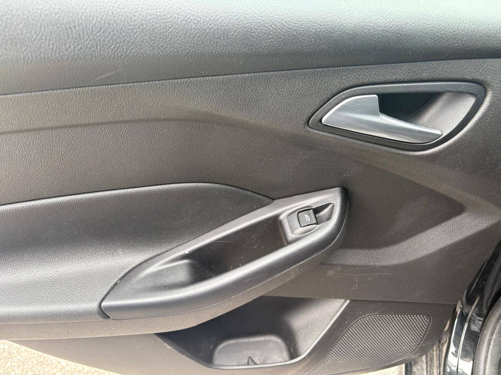 /akmautomotiveltd/2015-Ford-Focus-9839807782760011.jpg