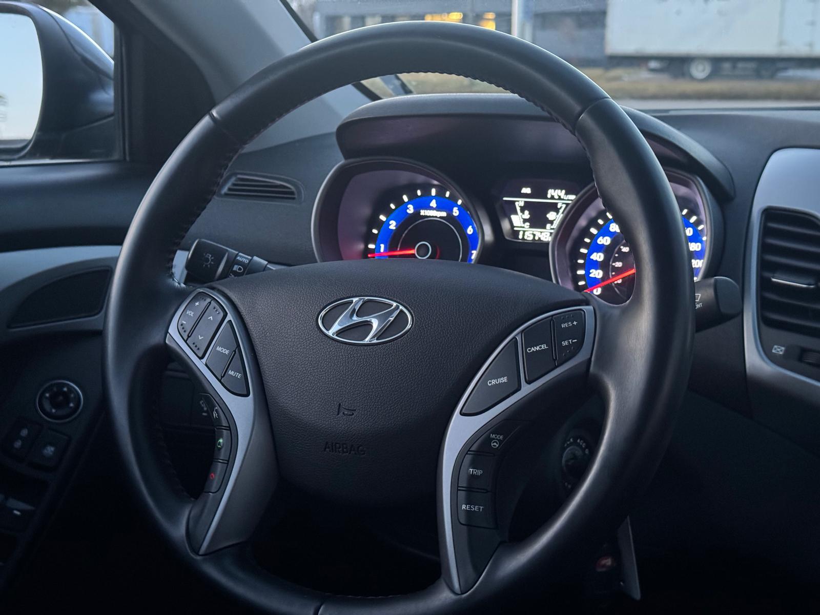 /akmautomotiveltd/2015-Hyundai-Elantra-5224885818307983.jpg