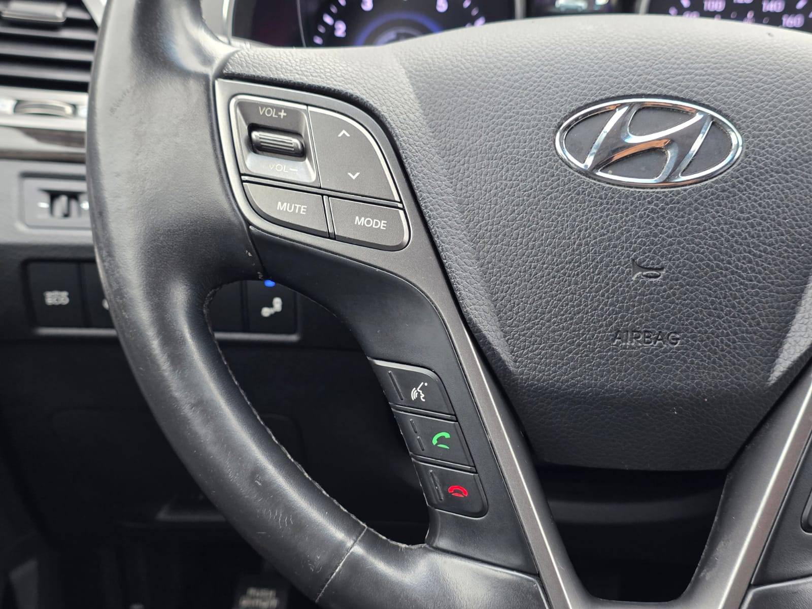 /akmautomotiveltd/2015-Hyundai-SantaFe-03967964958465875.jpg