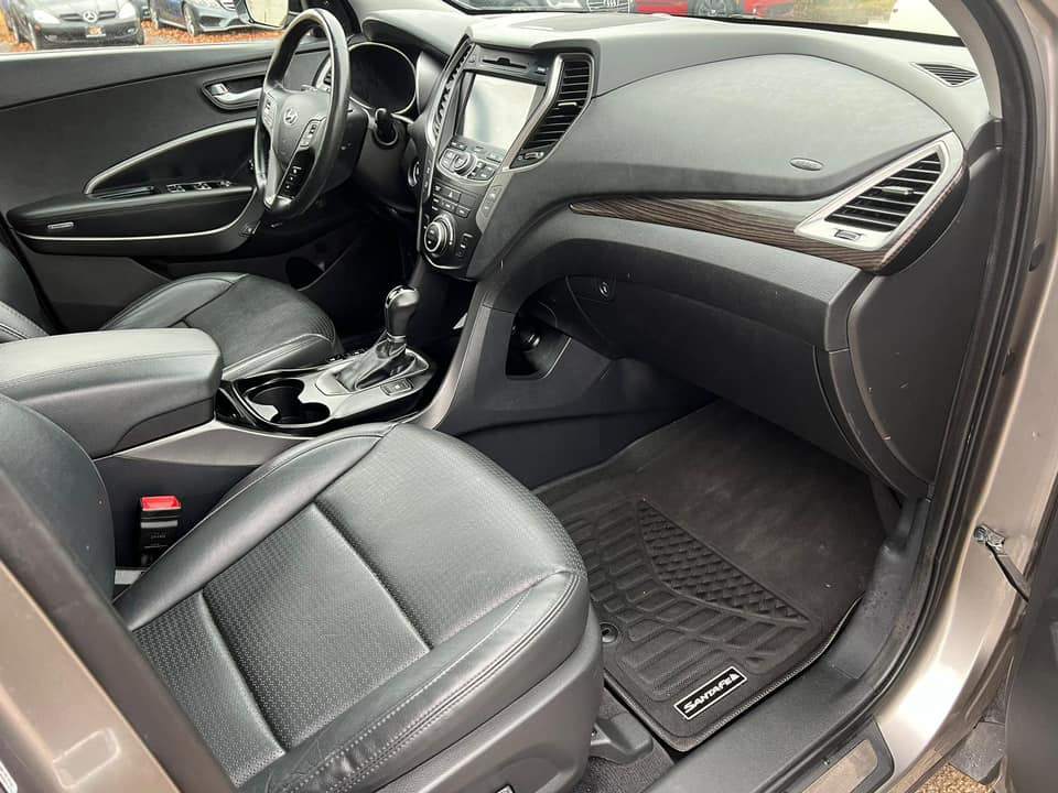 /akmautomotiveltd/2015-Hyundai-SantaFe-0738680638598408.jpg