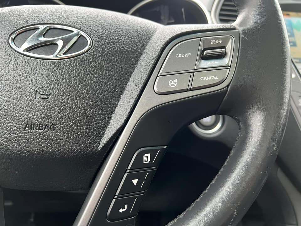 /akmautomotiveltd/2015-Hyundai-SantaFe-15401670489204156.jpg