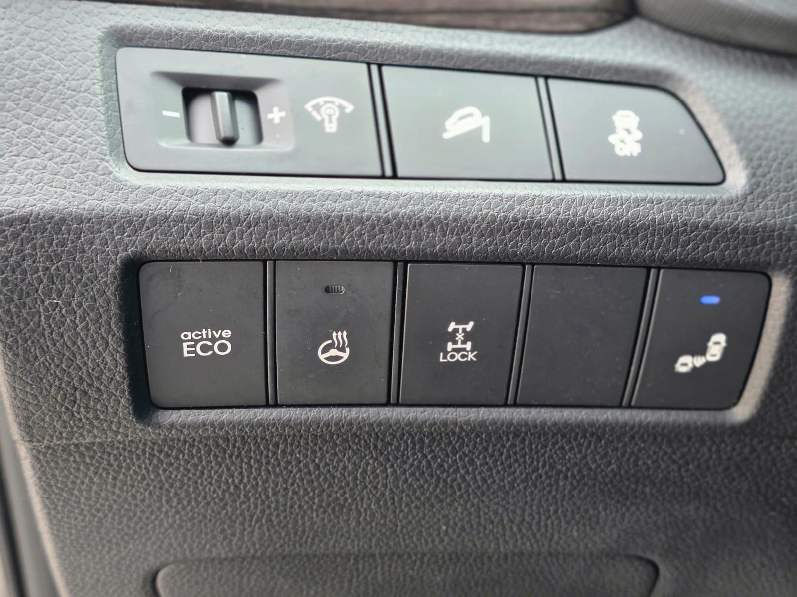 /akmautomotiveltd/2015-Hyundai-SantaFe-6433450410024693.jpg