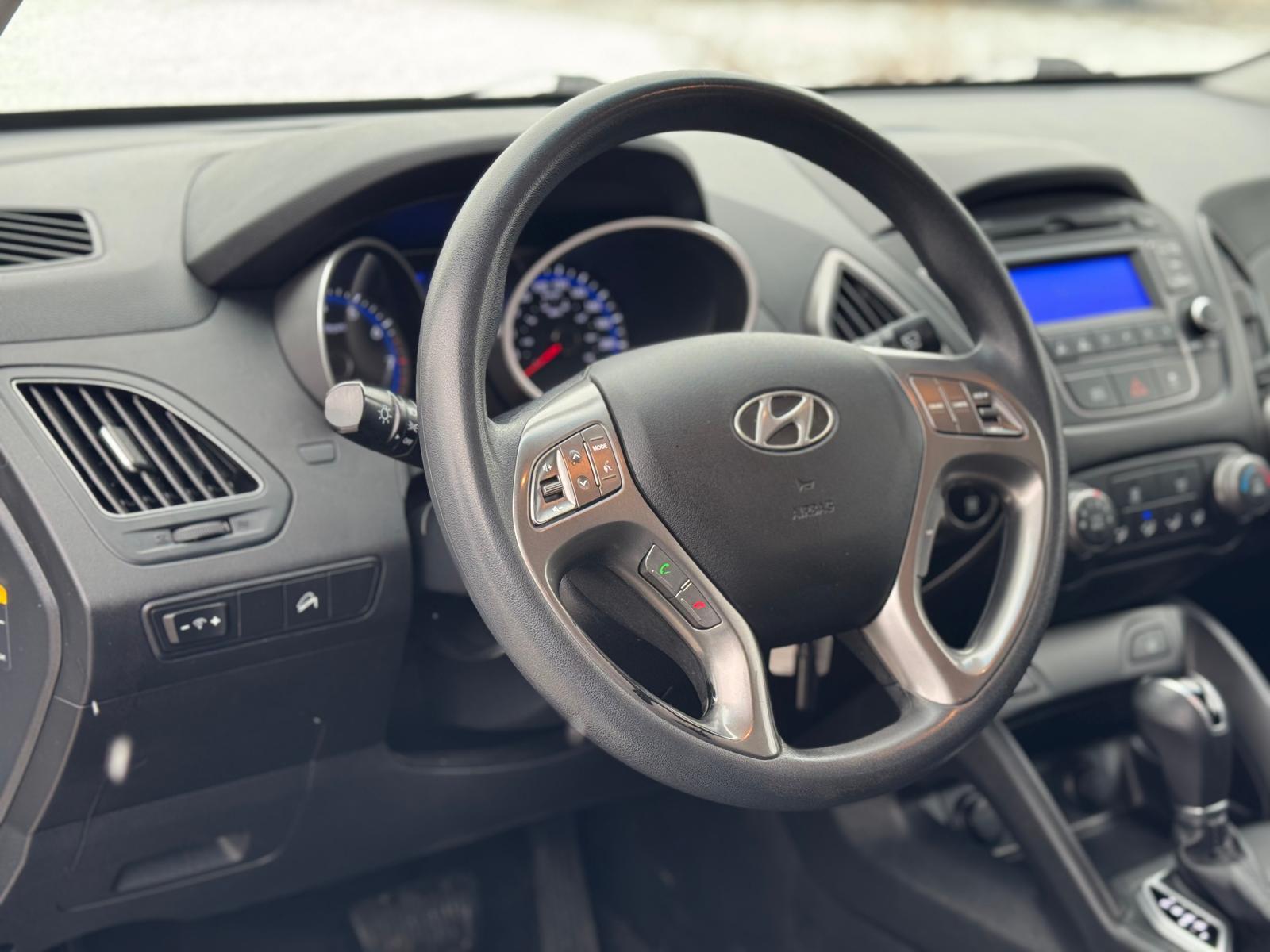 /akmautomotiveltd/2015-Hyundai-Tucson-2566816907733218.jpg