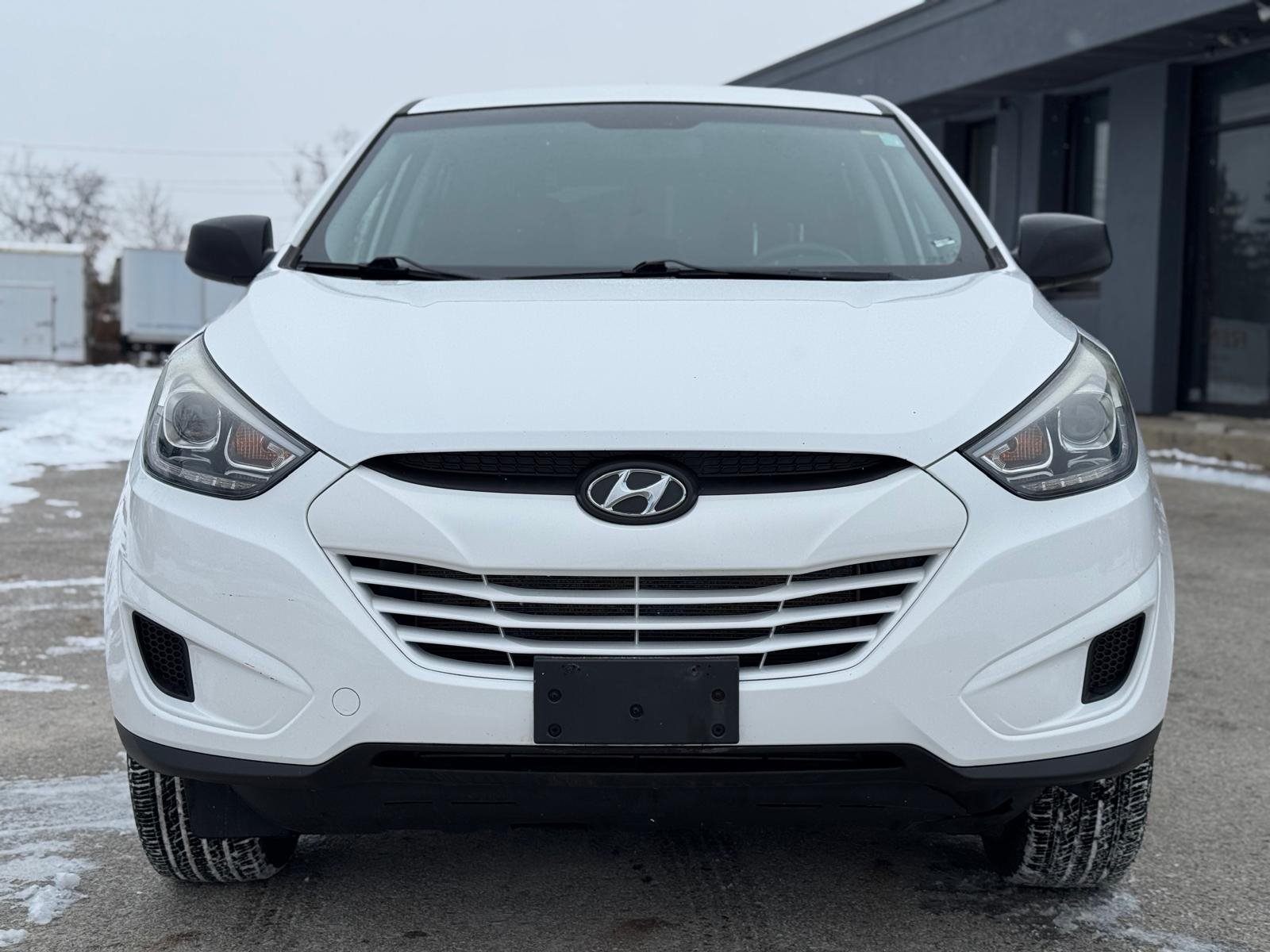 /akmautomotiveltd/2015-Hyundai-Tucson-33396426017682.jpg