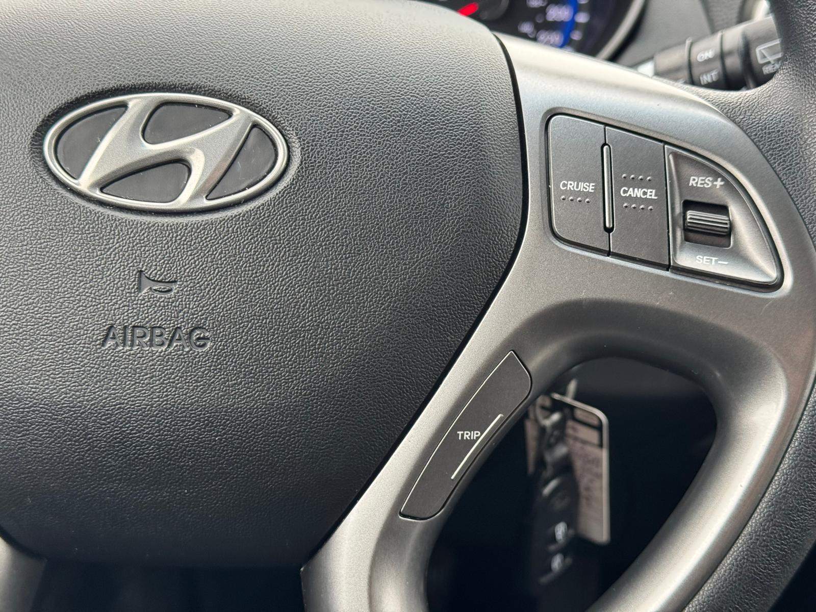 /akmautomotiveltd/2015-Hyundai-Tucson-8574977021607335.jpg