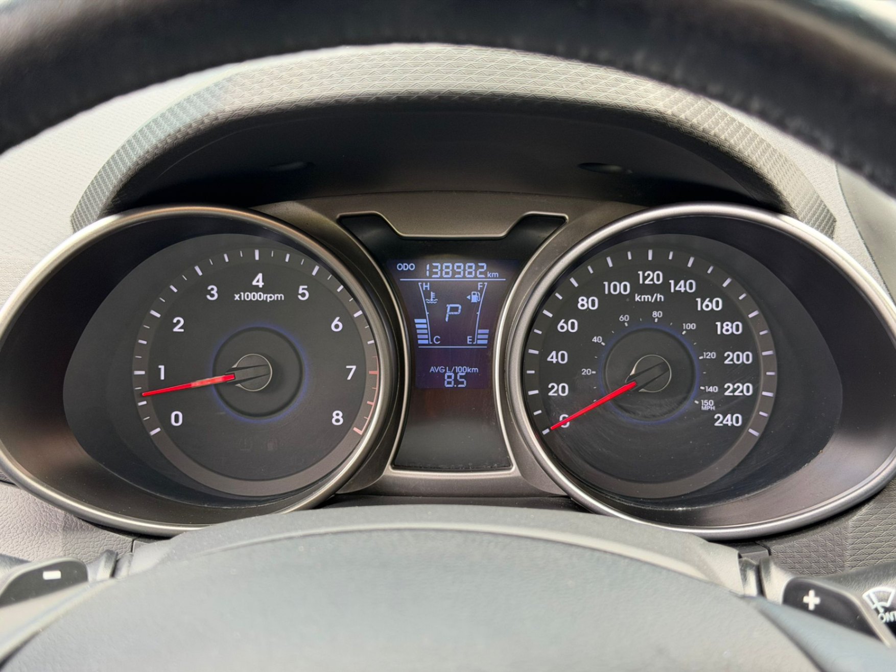 /akmautomotiveltd/2015-Hyundai-Veloster-8239724550951835.jpg