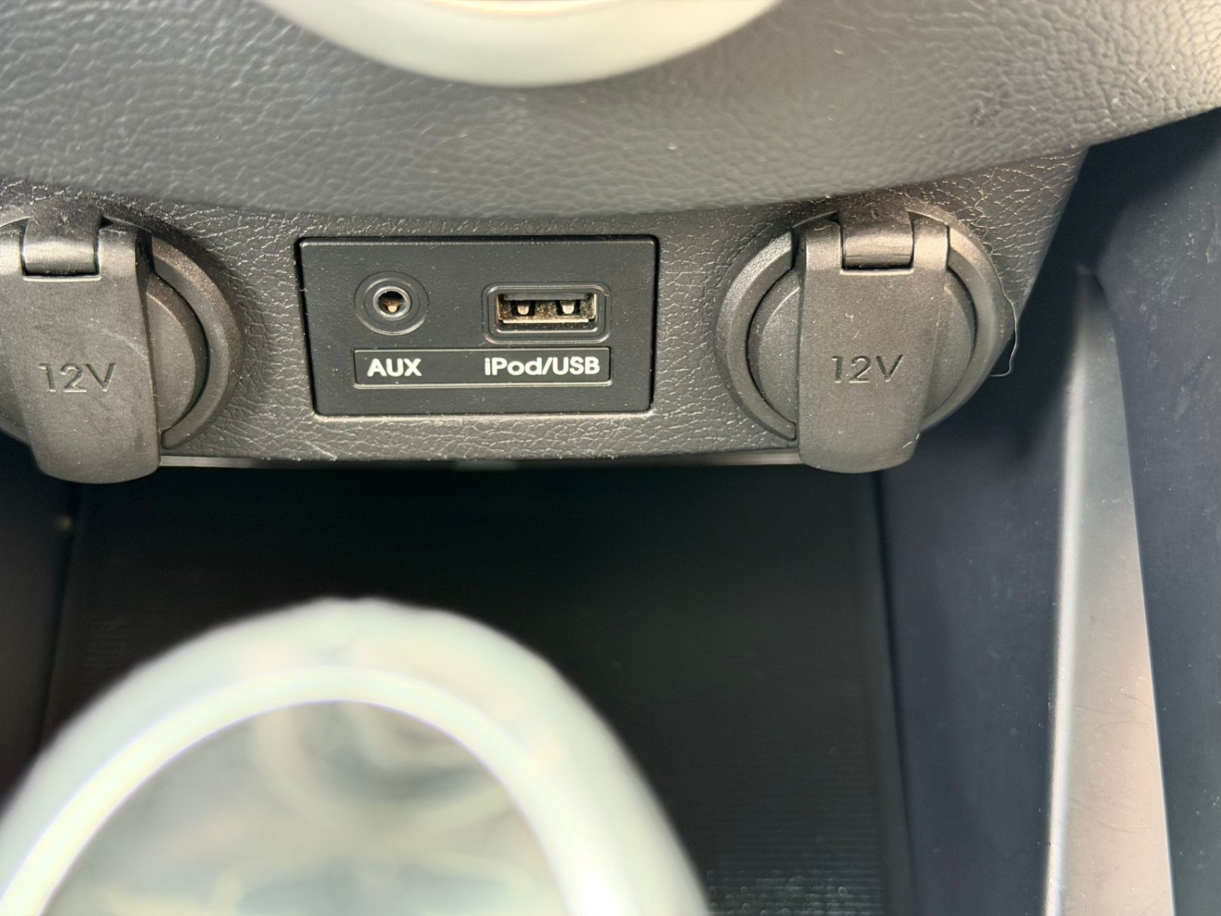 /akmautomotiveltd/2015-Hyundai-Veloster-8653159250995877.jpg