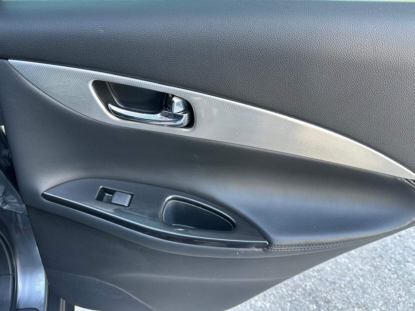 /akmautomotiveltd/2015-Infiniti-QX50-12446365718083996.jpg