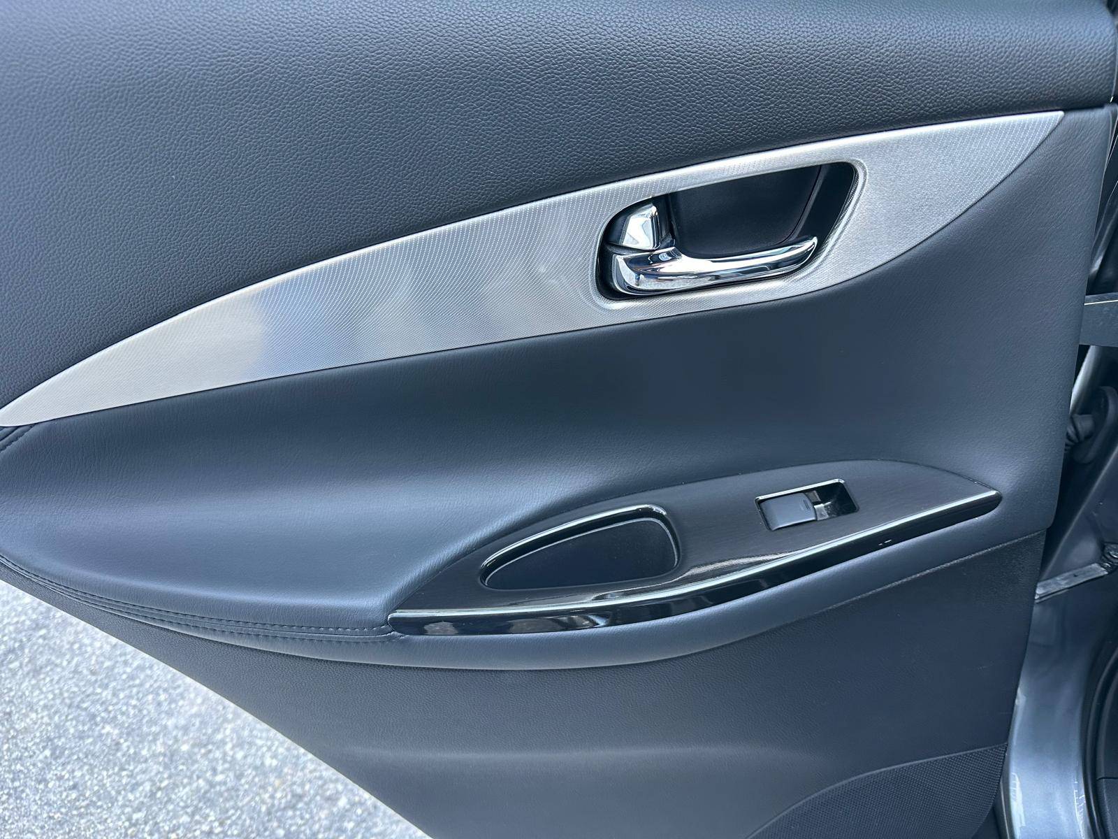 /akmautomotiveltd/2015-Infiniti-QX50-574676053806954.jpg