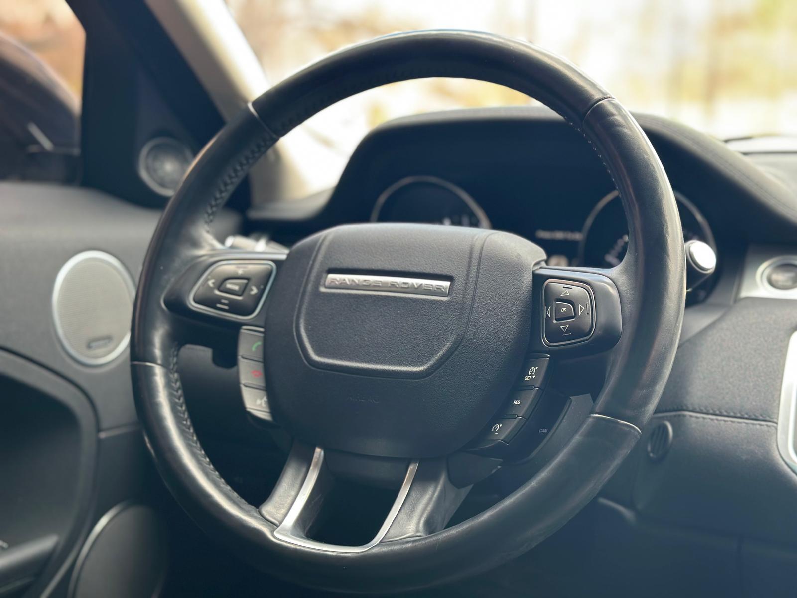 /akmautomotiveltd/2015-LandRover-RangeRover-22957984079590843.jpg