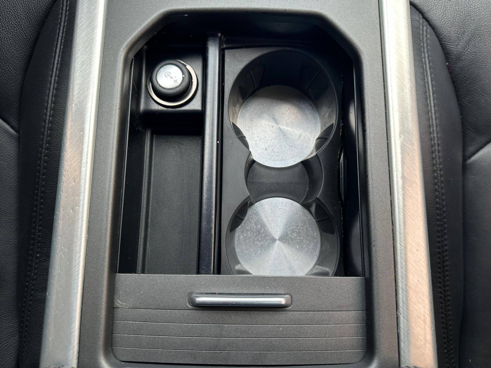 /akmautomotiveltd/2015-LandRover-RangeRover-25466246483844834.jpg