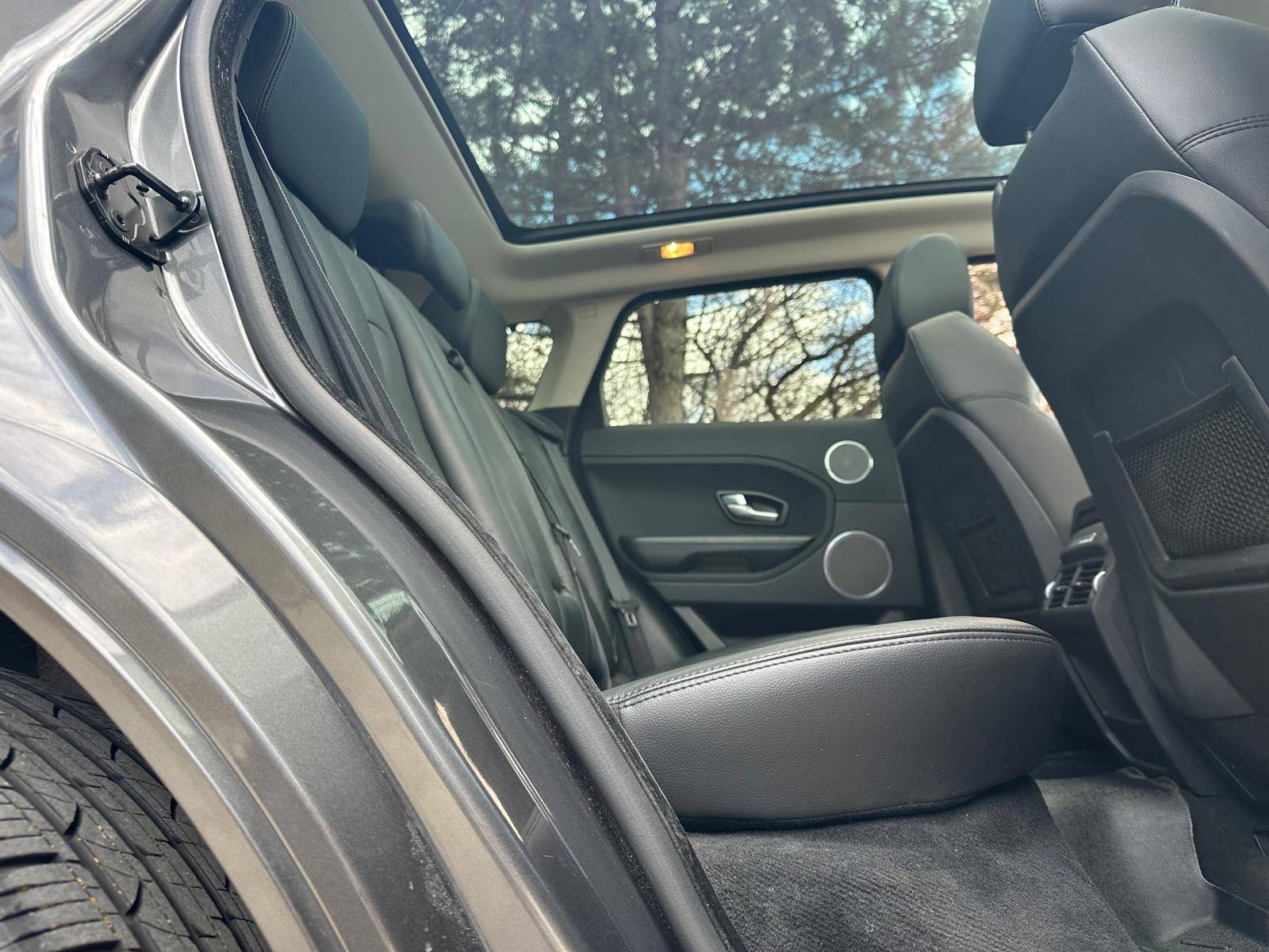 /akmautomotiveltd/2015-LandRover-RangeRover-4473263366964204.jpg