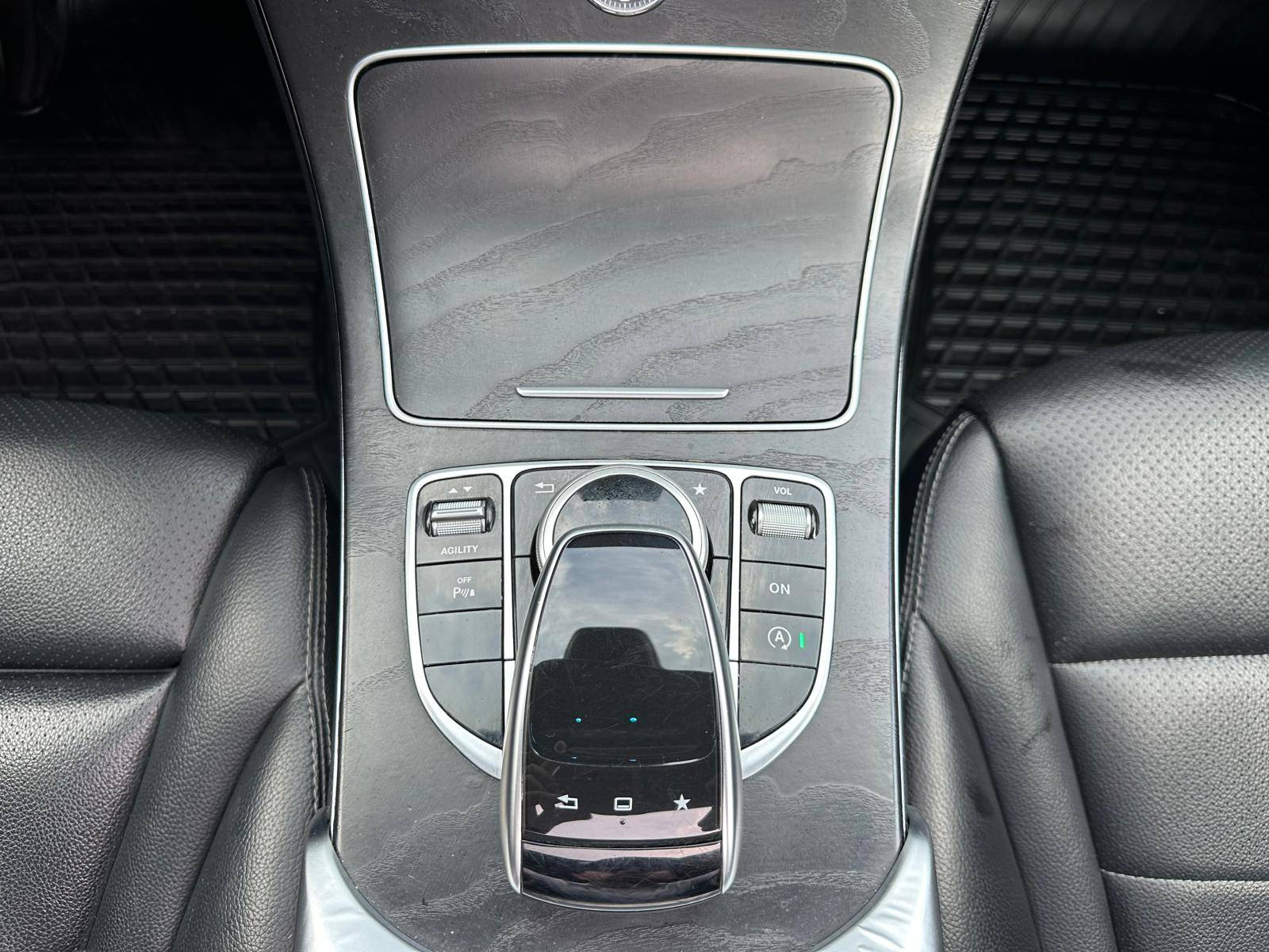 /akmautomotiveltd/2015-Mercedes-Benz-C-Class-9096687102459056.jpg