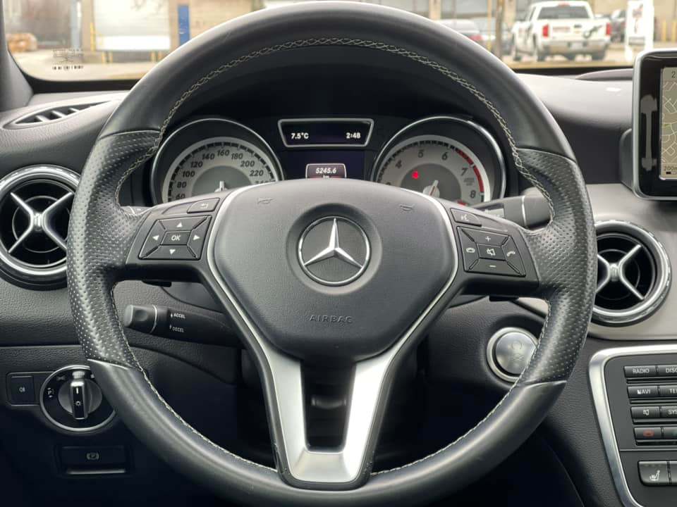 /akmautomotiveltd/2015-Mercedes-Benz-GLA-Class-421868867090855.jpg