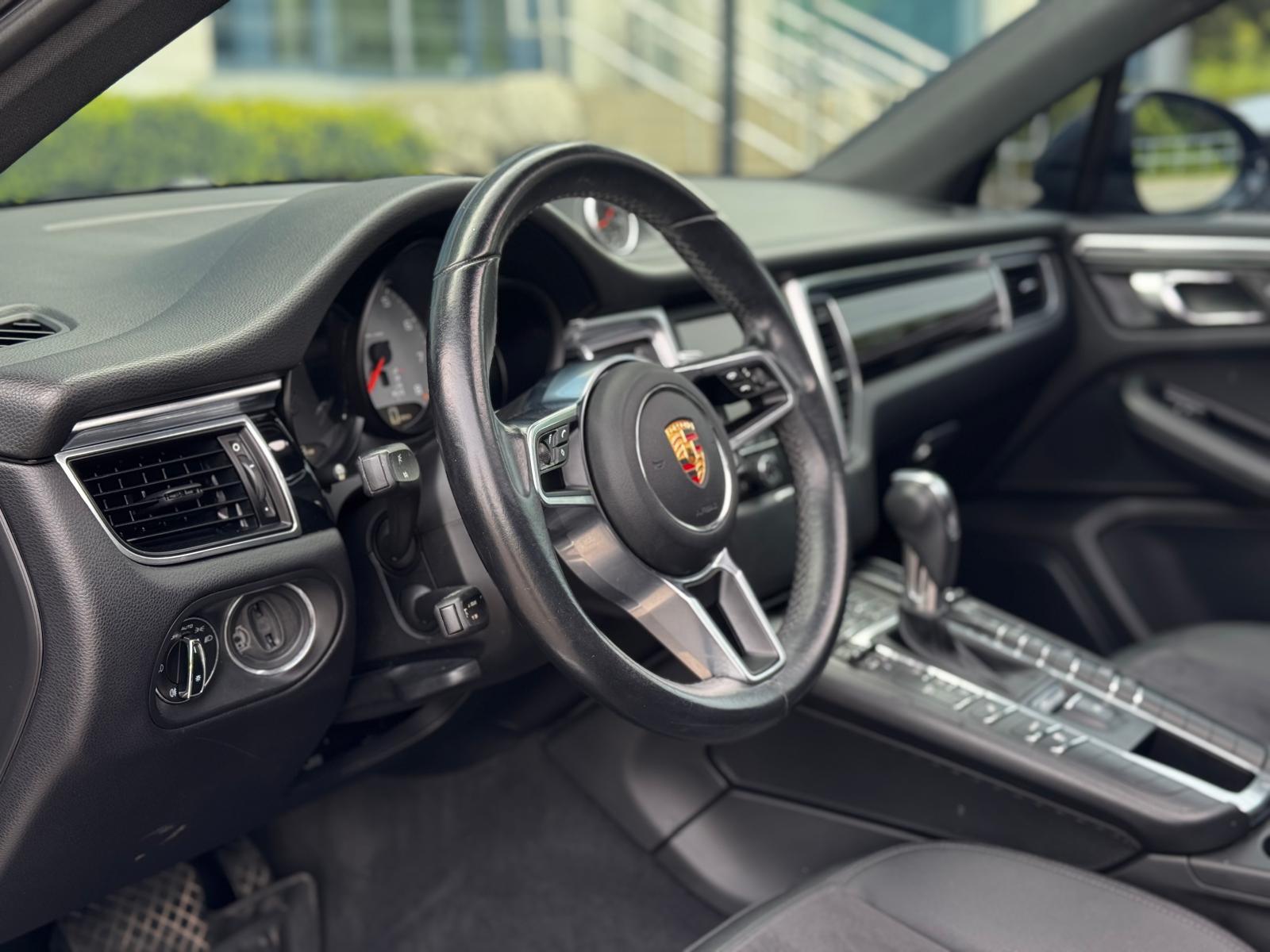 /akmautomotiveltd/2015-Porsche-Macan-6237792624172409.jpg