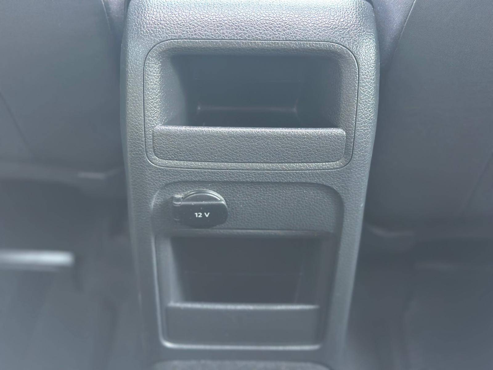 /akmautomotiveltd/2015-Volkswagen-Jetta-11244825646962564.jpg