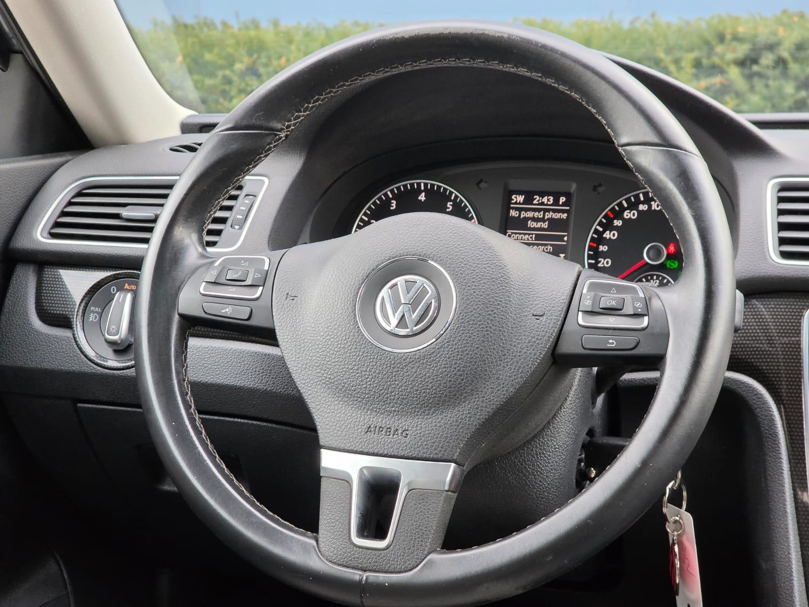 /akmautomotiveltd/2015-Volkswagen-Passat-49579944739682125.jpg