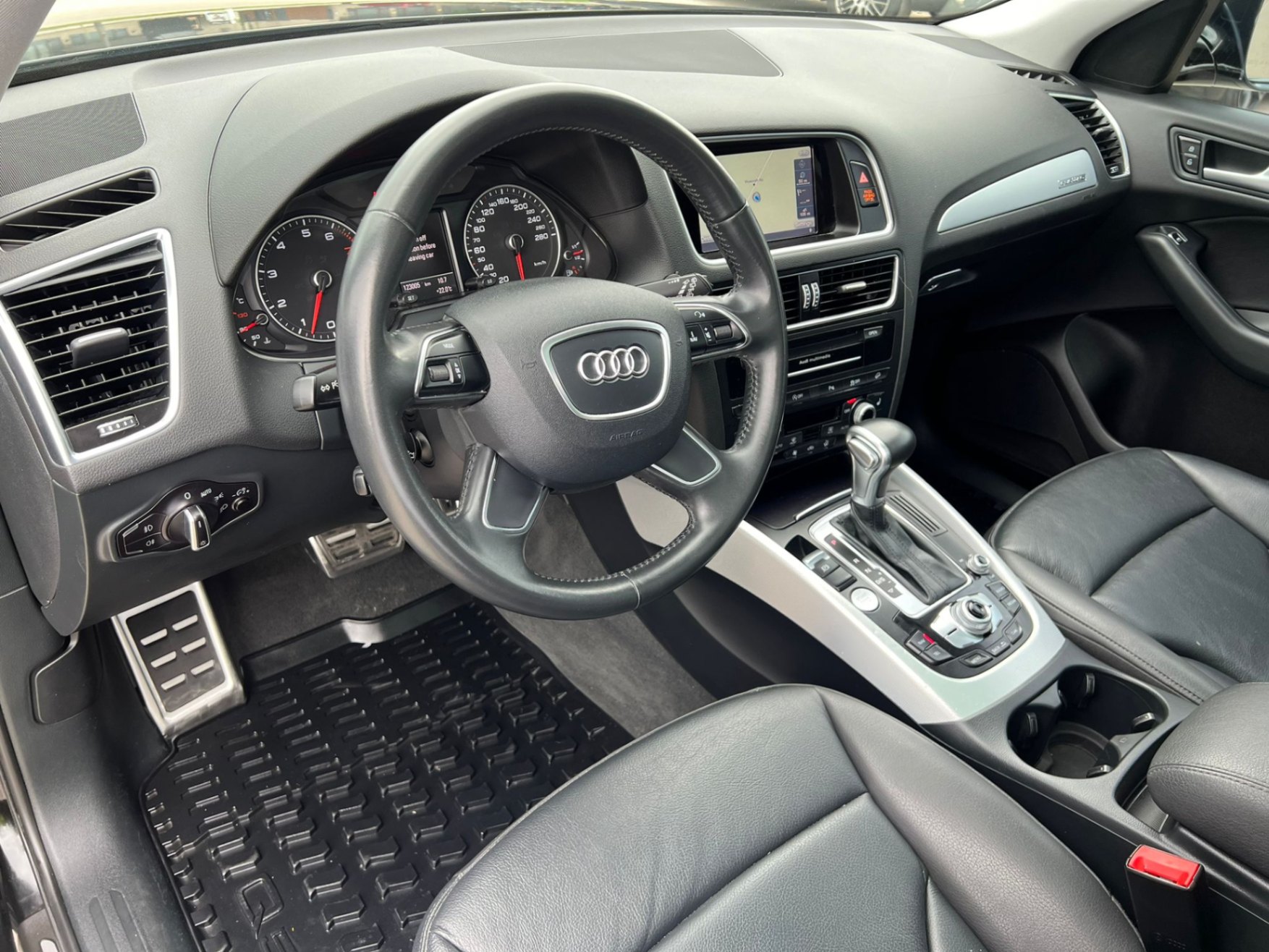 /akmautomotiveltd/2016-Audi-Q5-15713475269188226.jpg