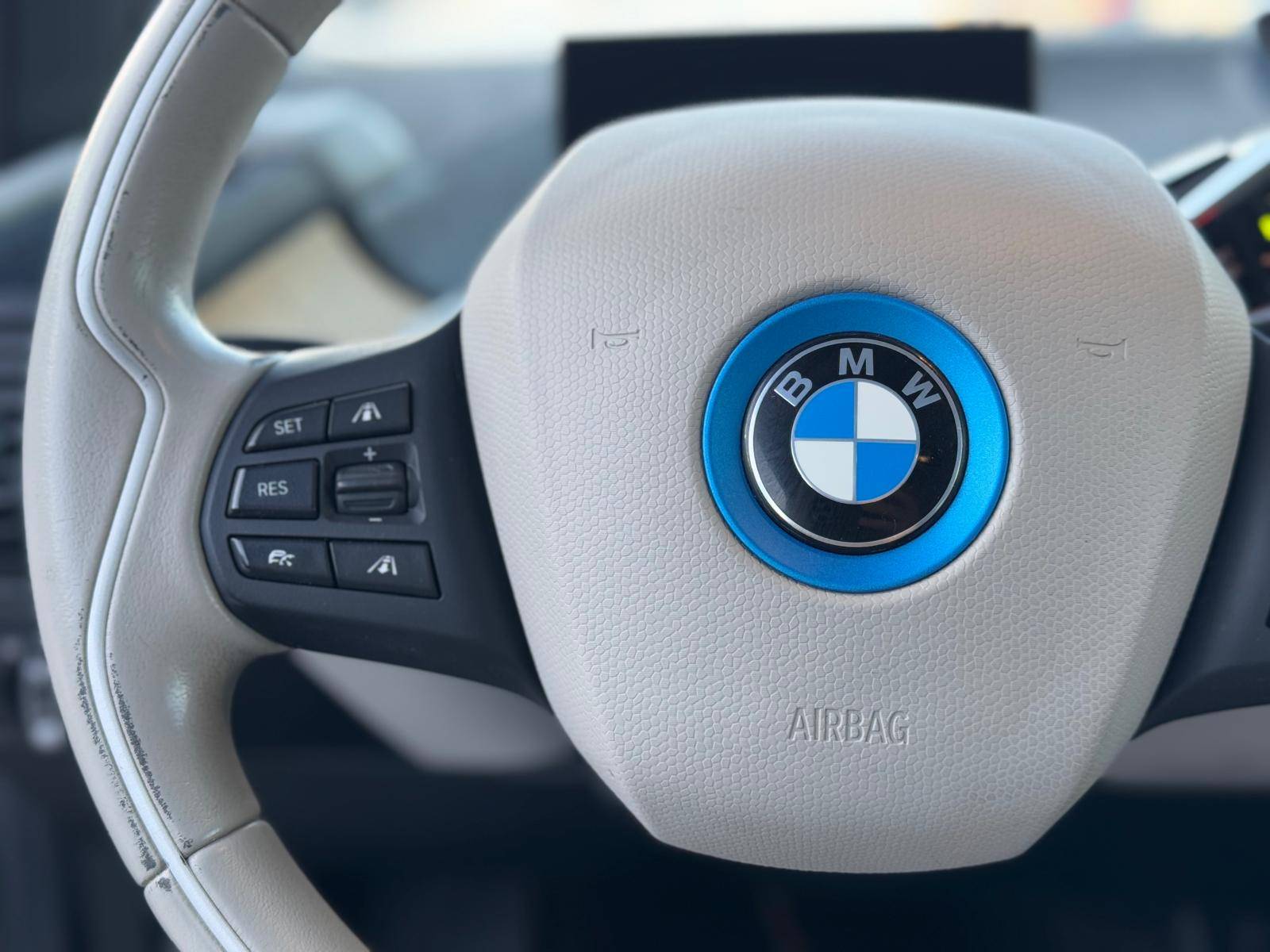 /akmautomotiveltd/2016-BMW-I3-6389757216277006.jpg