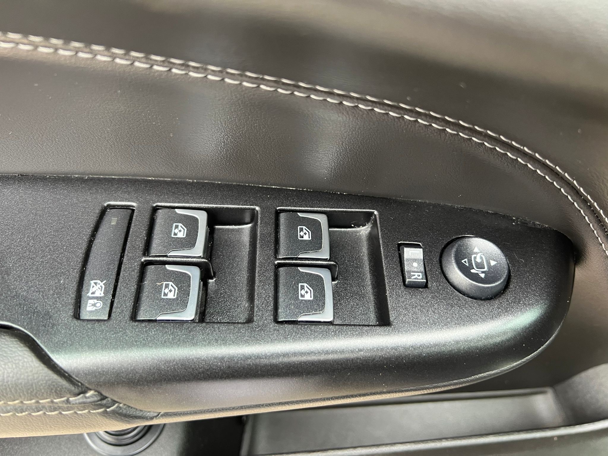 /akmautomotiveltd/2016-Cadillac-SRX-41677710779707344.jpg